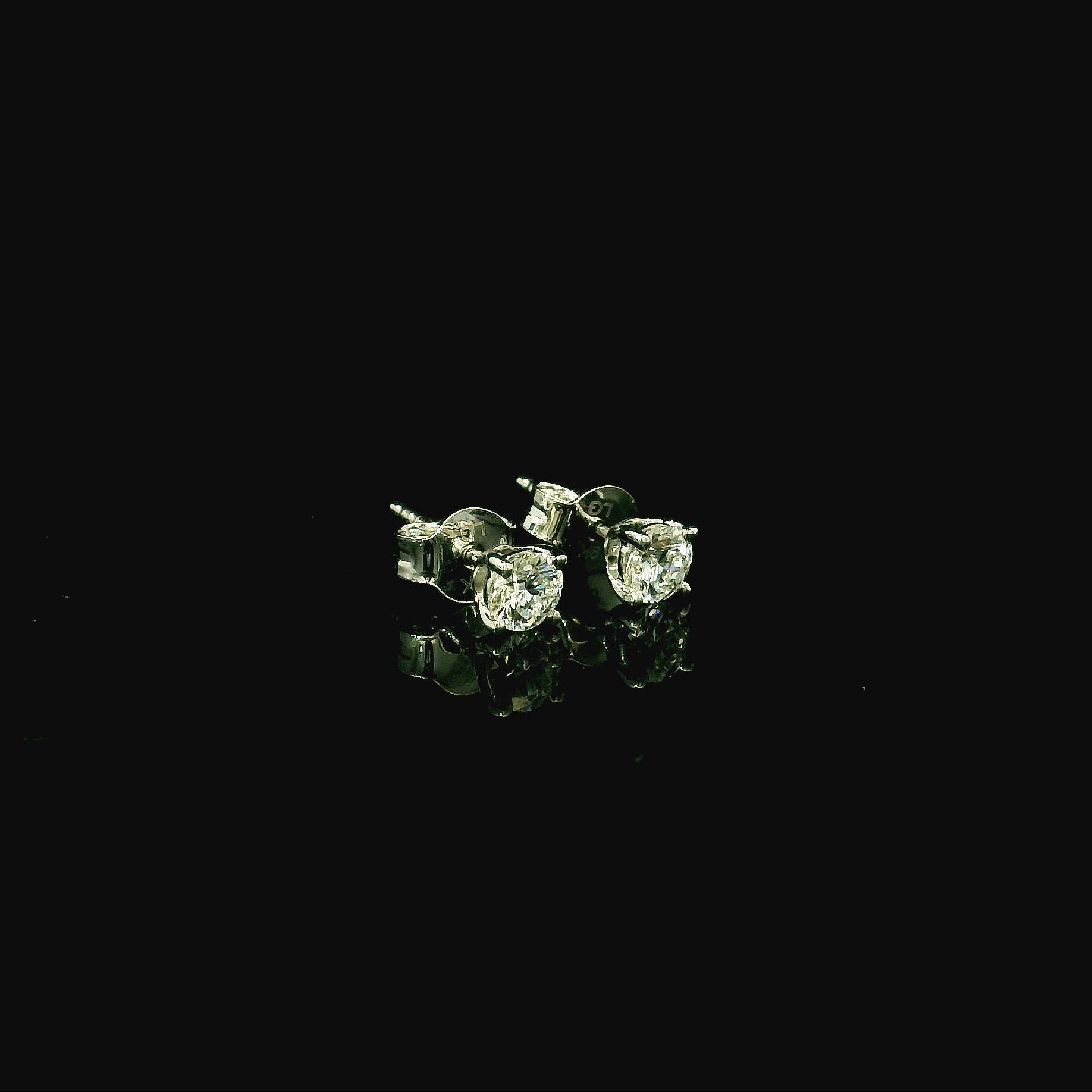 diamond earring studs. stud earrings for women. lab grown diamonds