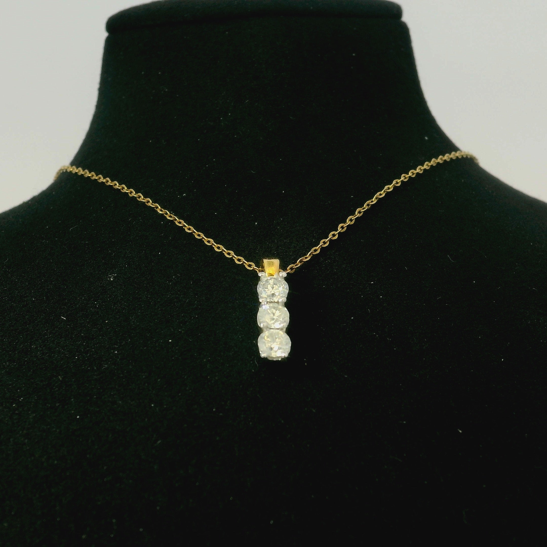 jewellery shop west malling. wedding jewellery. wedding gift. gift for women