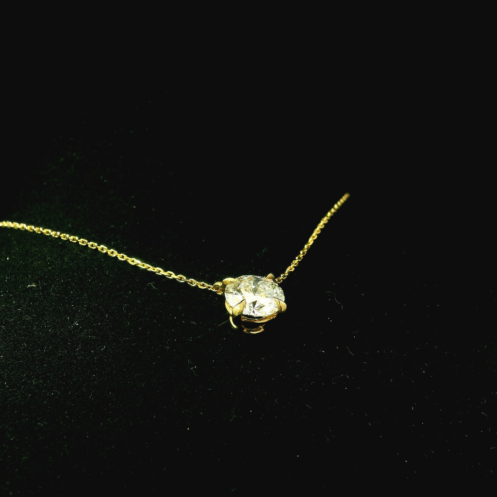 gold necklace chain with lab grown diamond. lab grown diamond necklace. gold necklace for women. gold jewellery gift for women