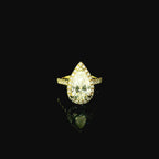 oval cut pear shaped diamond. lab grown diamonds. lab grown diamond ring for women. diamond ring for women west malling. engagement ring