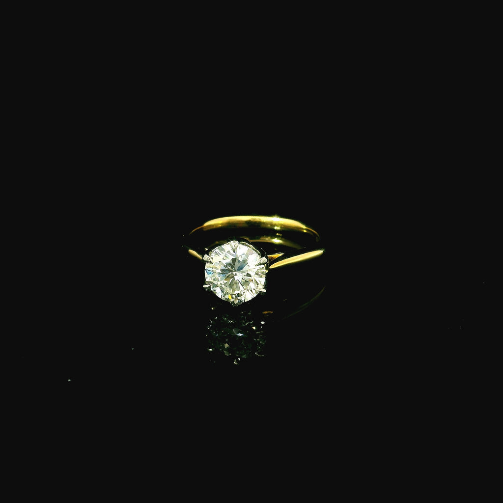 gold ring for women with diamonds. diamond gold ring. solitaire diamond ring for women