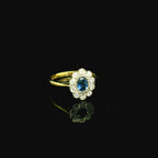 oval cut sapphire ring. yellow gold ring for women. kent jewellers