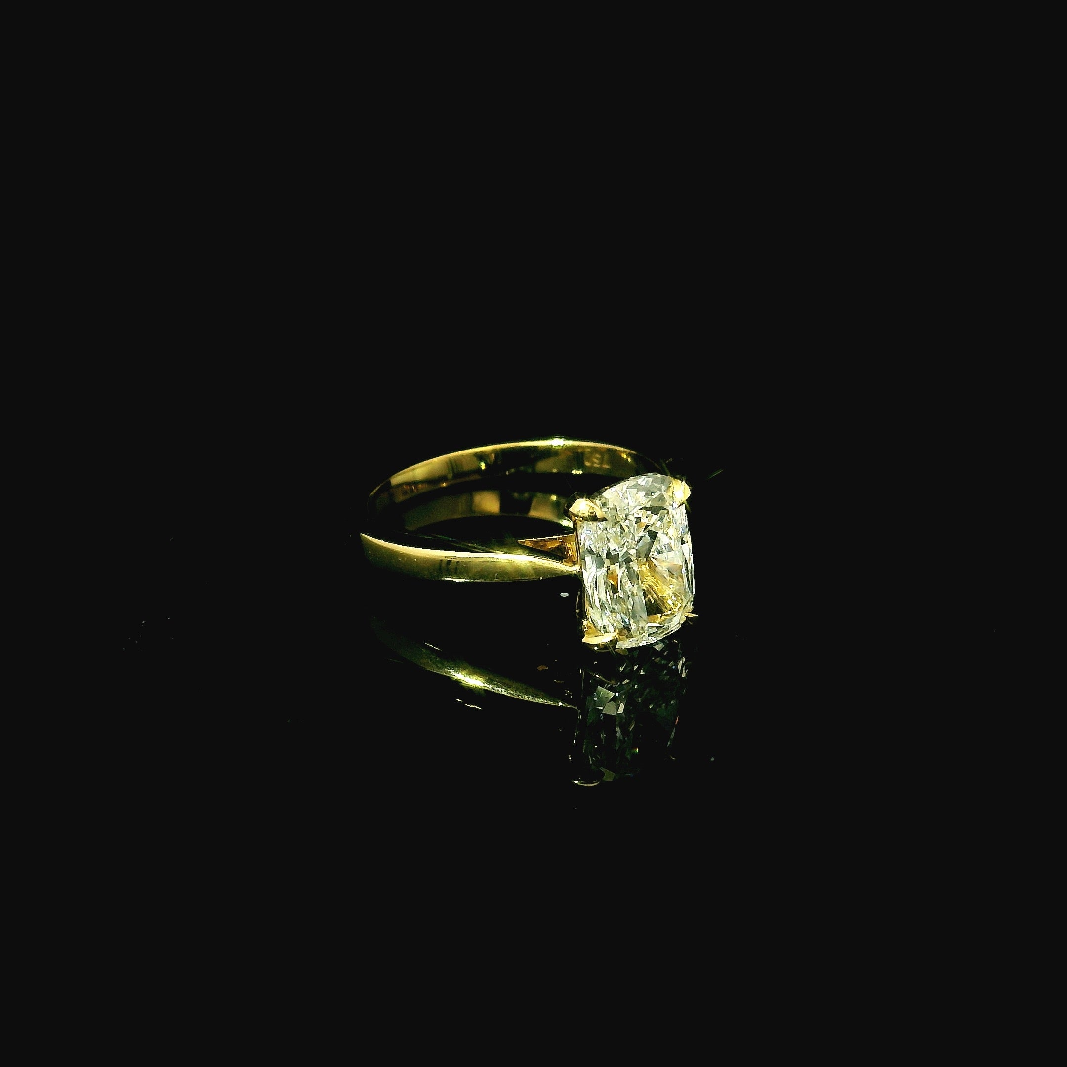 engagement rings for women. lab grown diamonds. yellow gold engagement ring