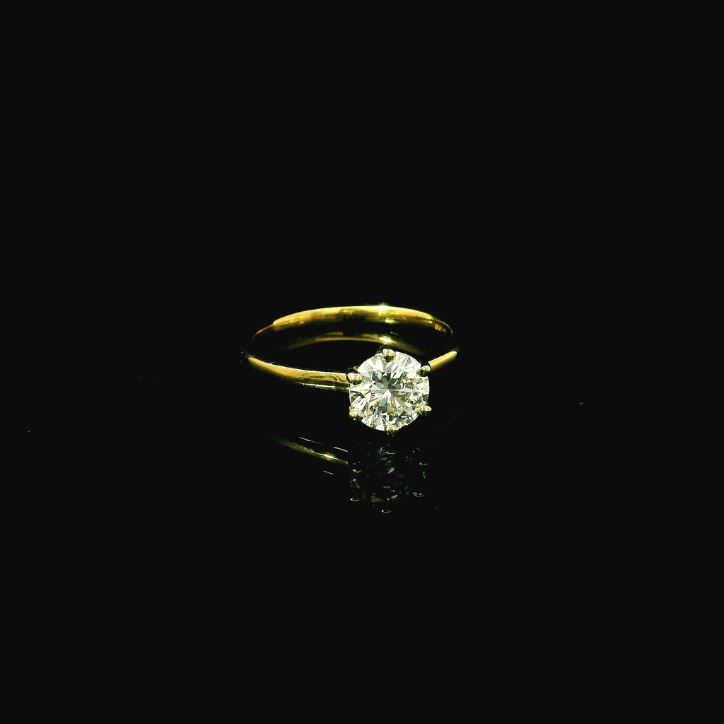 yellow gold ring with lab grown diamond. diamond engagement ring for women. diamond ring for women. 