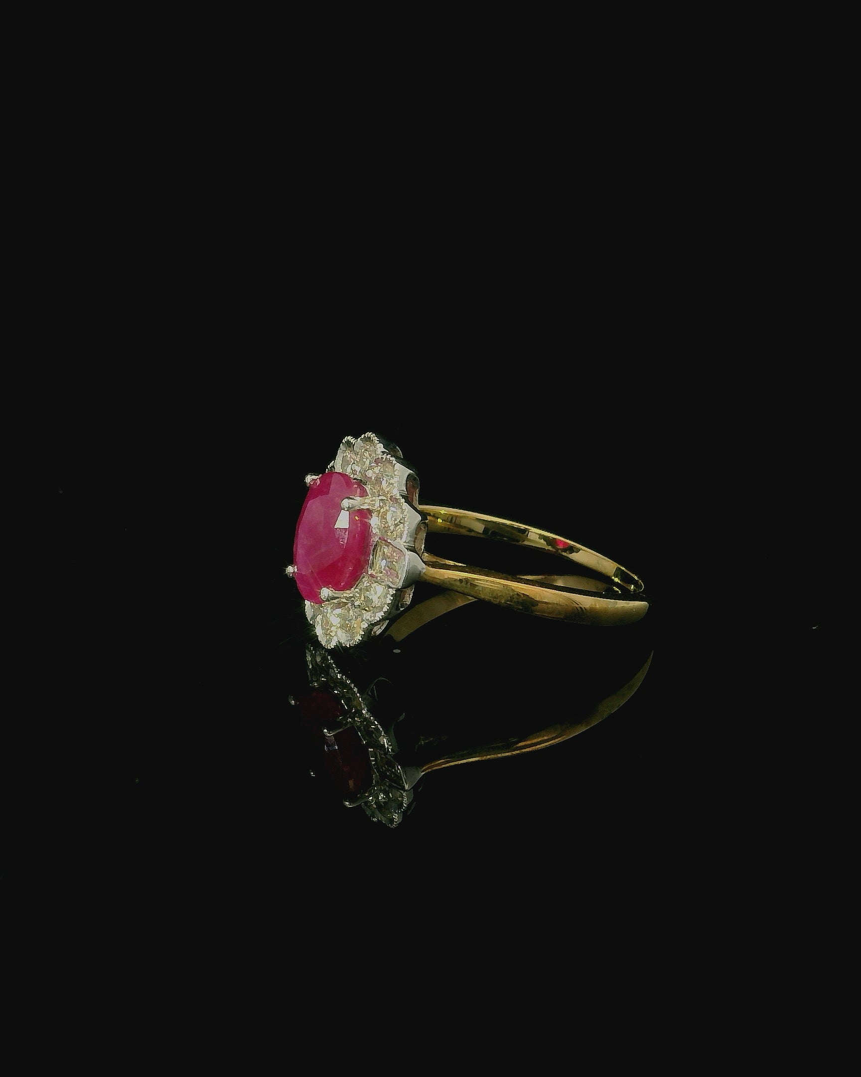 floral diamond gold ring. west malling. sevenoaks. antique jewellery for women. 