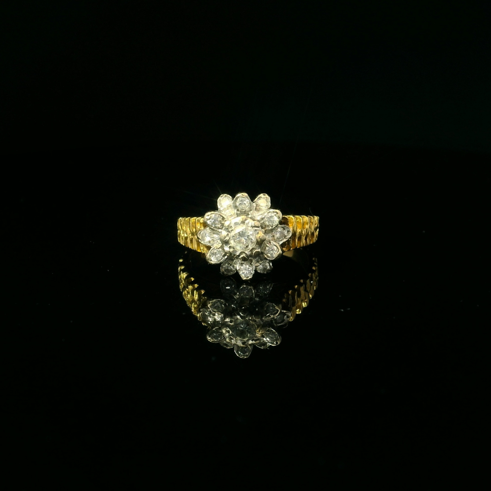 daisy cluster ring for women. vintage antique inspired ring