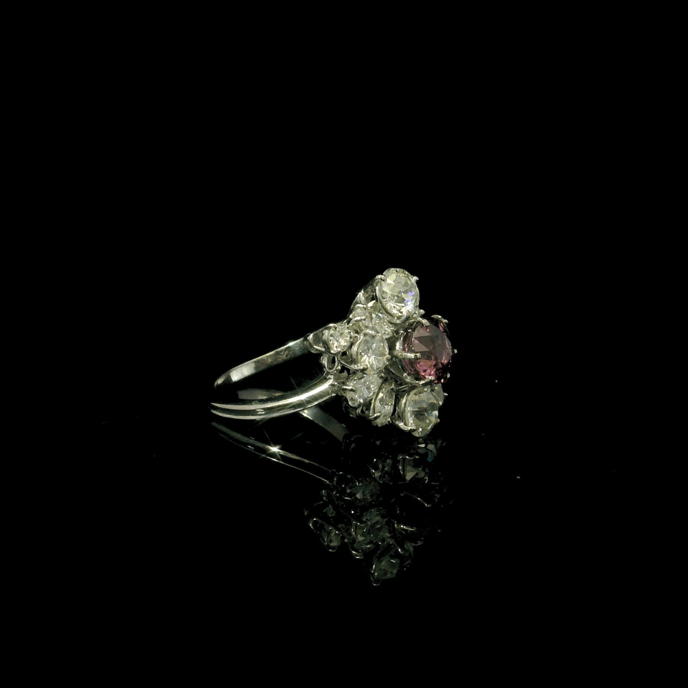certificated antique and vintage jewellery for sale west malling. kent vintage jewellery. pink sapphire ring