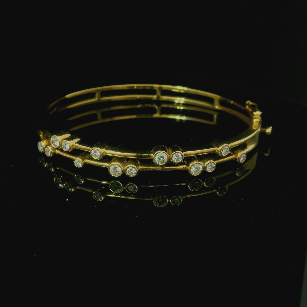 diamond braclet. west malling jewellers. kent jewellery. diamond bangle