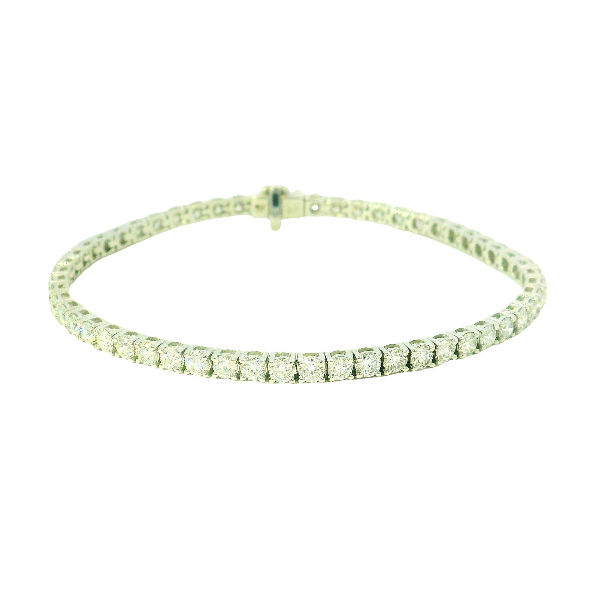 9ct white gold bracelet. lab grown diamond bracelet for women. west malling jewellery. jewellery for women