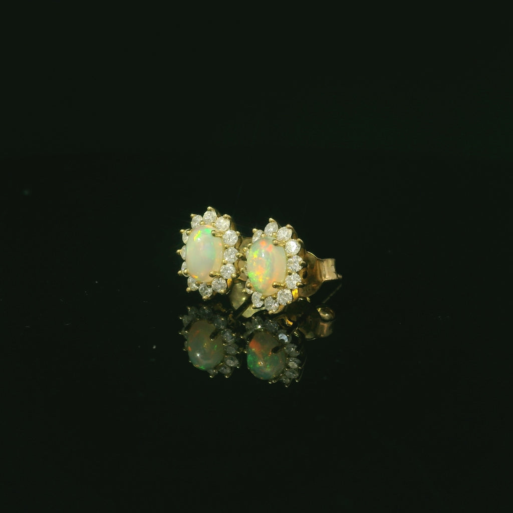 opal earrings. opal jewellery. opal stud earrings