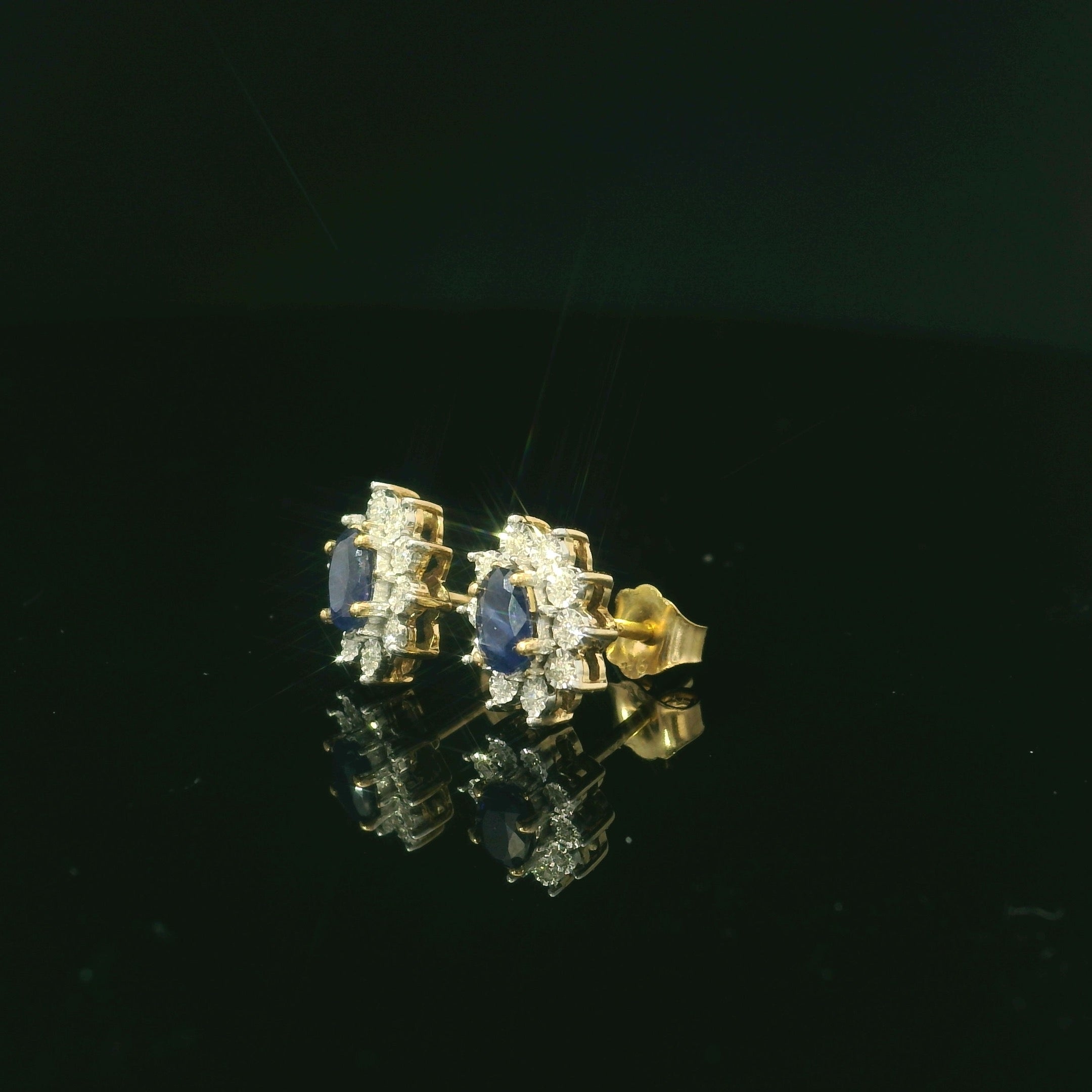 blue sapphire jewellery in kent. blue sapphire earrings for sale west malling. 