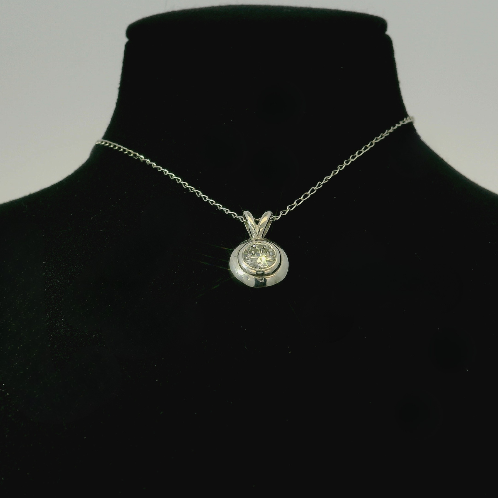 high end jewellers kent. luxury jewellery near me kent. white gold and diamond necklace