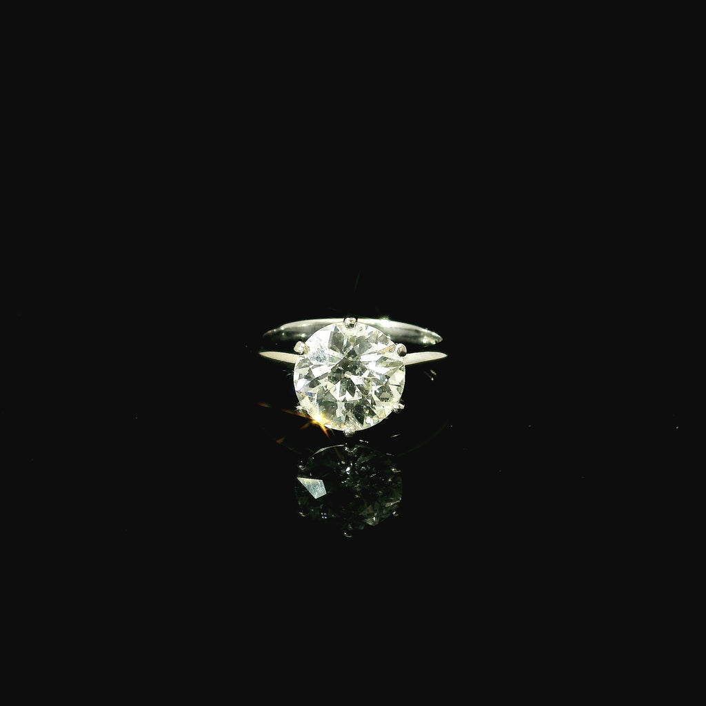 white gold old cut diamond ring. 18ct gold ring for sale near me. diamond rings for women
