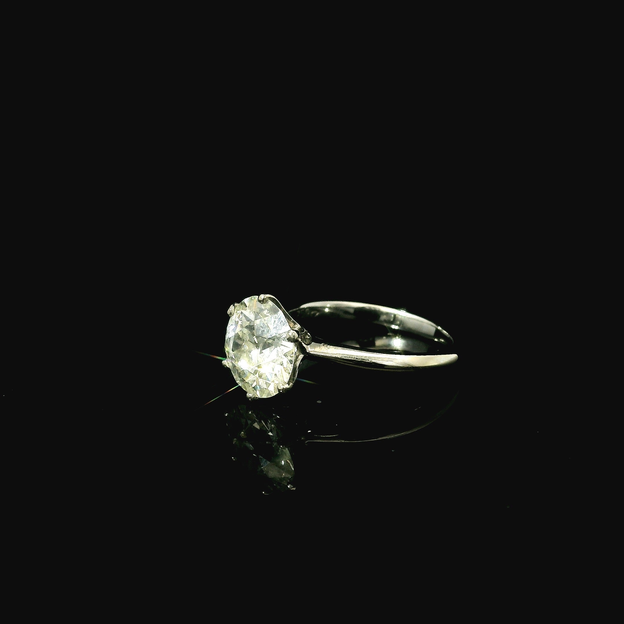rare antique jewellery for sale near me. diamond rings for sale. diamond jewellery for women. engagement jewellery. wedding jewellery. vintage rings.
