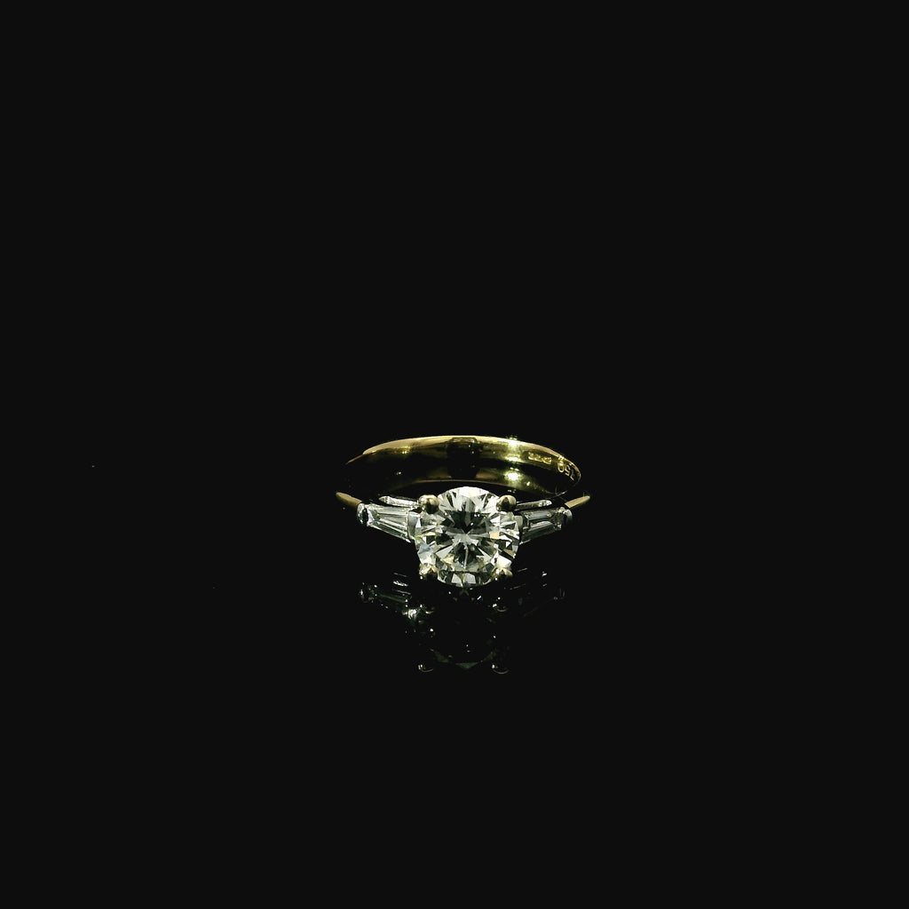 yellow gold diamond ring. brilliant cut diamond ring. luxury gift for women