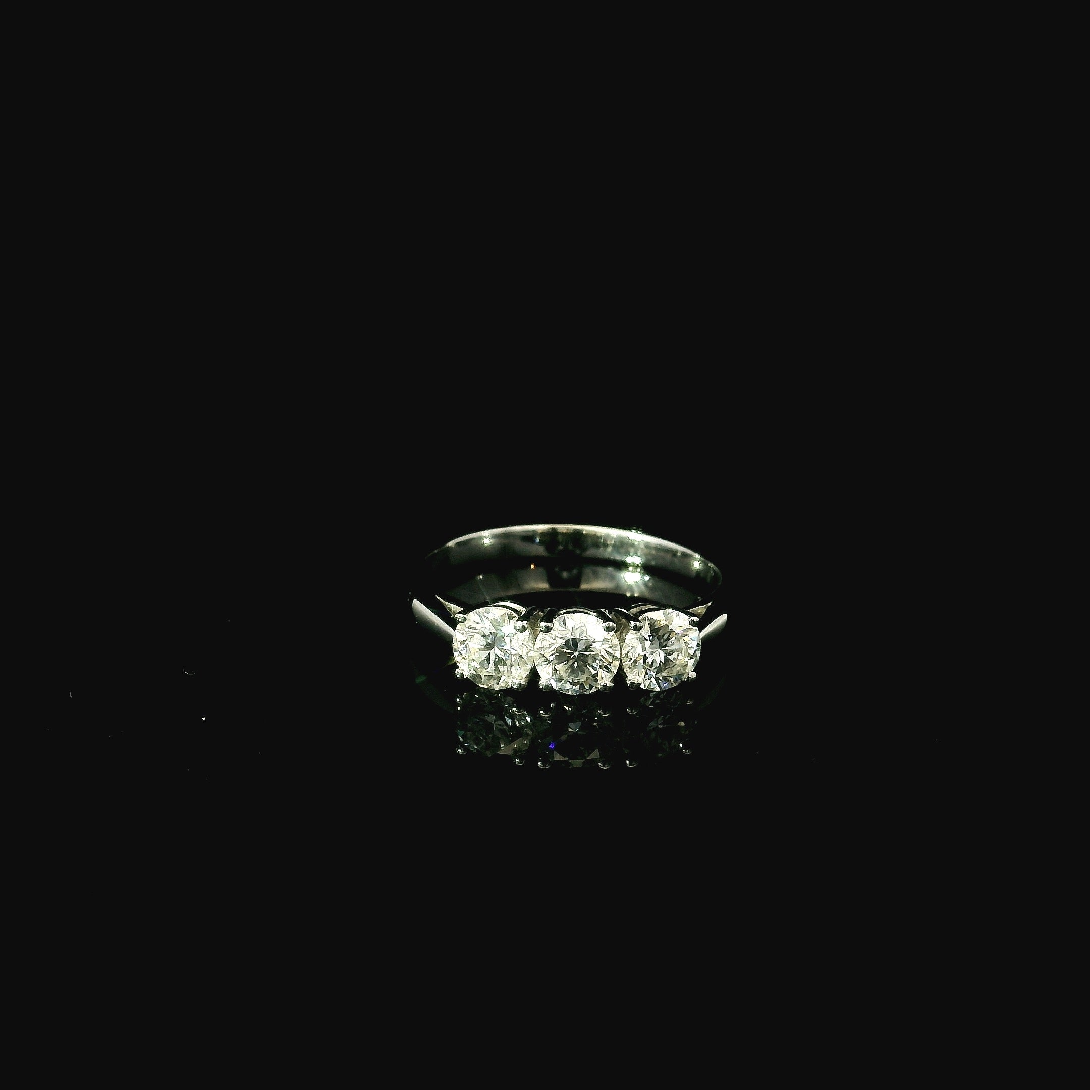 south east england luxury jewellery for sale. tunbridge wells jewellery. independent jewellers. ring fix 