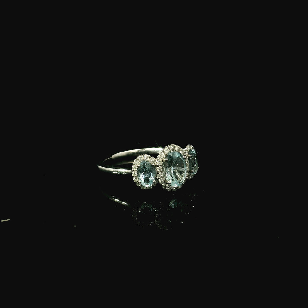 platinum ring for women. vintage jewellery for sale in west malling. kings hill jewellery. borough green jewellers. 