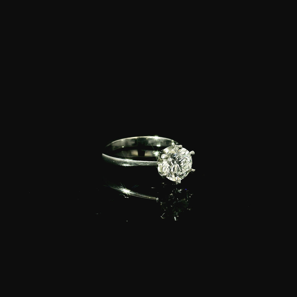 elegant solitaire diamond ring. west malling jewellers. ring resize. jewellery repair near me.