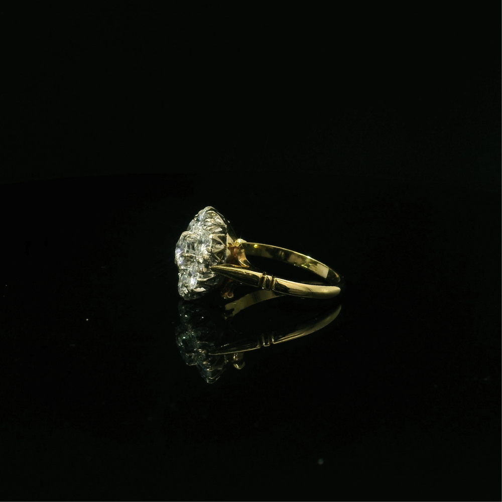 yellow gold diamond ring engagement ring for women. wedding ring for women. yellow gold ring for women. yellow gold jewellery. vintage jewellery for sale in west malling