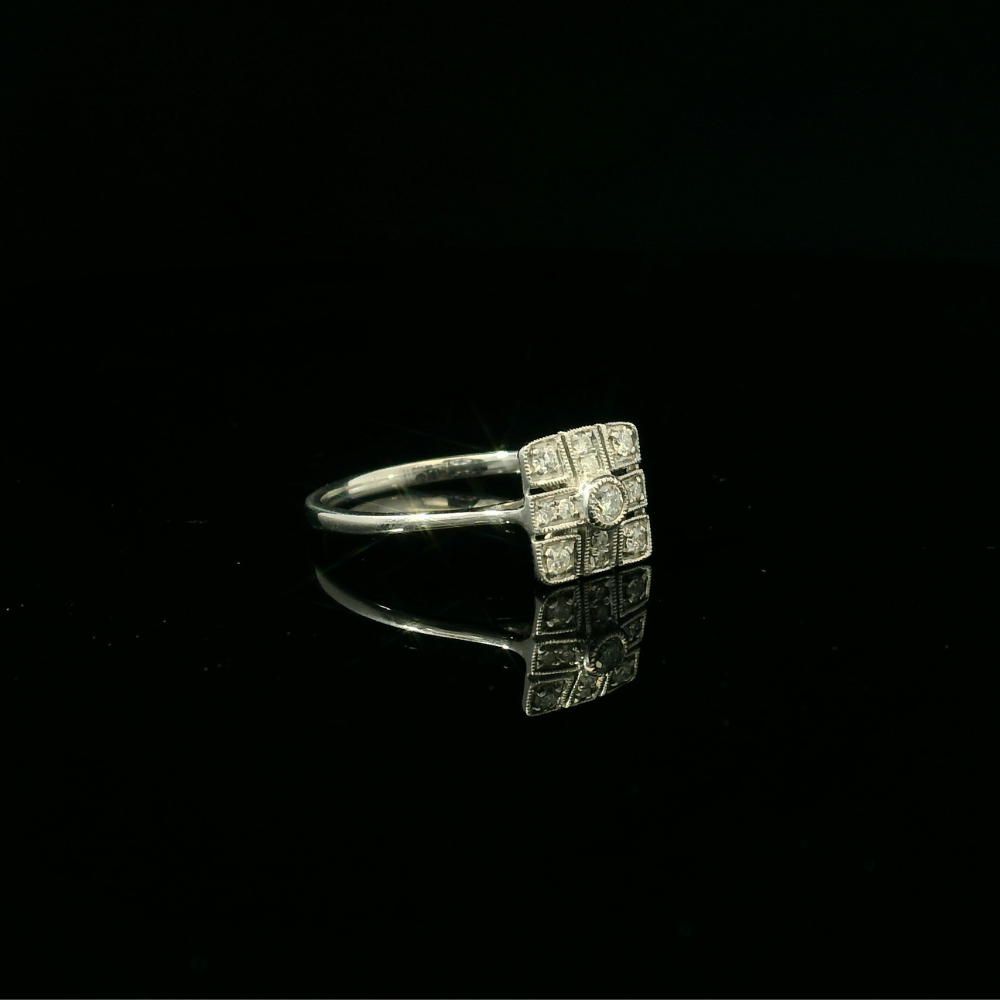 white gold diamond art deco inspired ring. 1920s ring for women