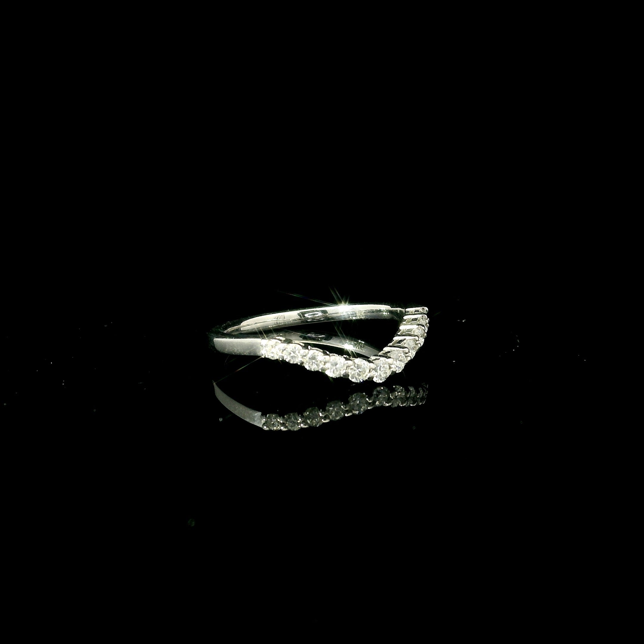 diamond ring for women. v shaped wish bone ring for women