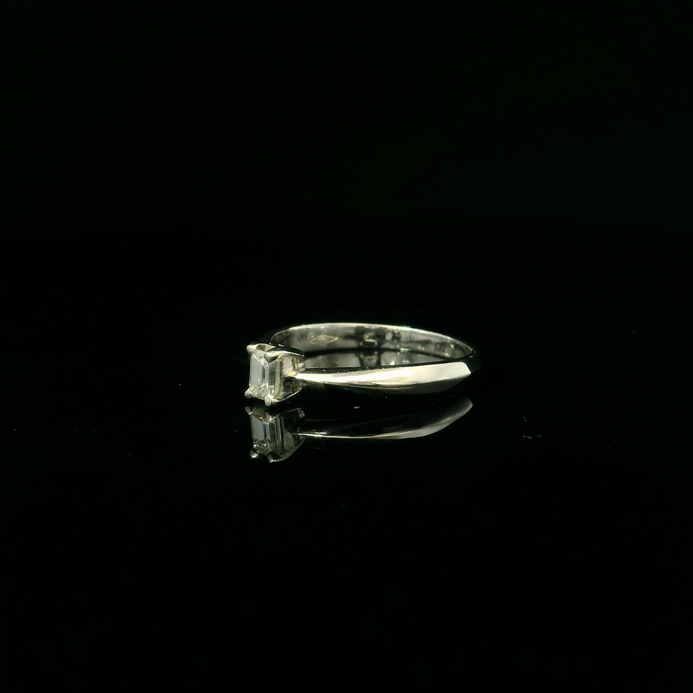 white gold diamond ring for women
