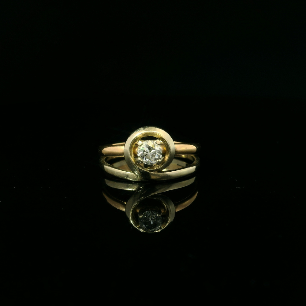 yellow gold ring. antique inspired ring